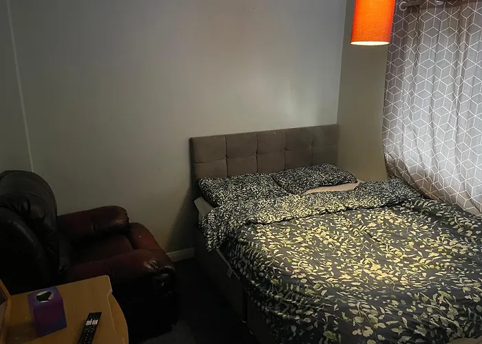 Appartamento 1 Bedroom In 3bed House *